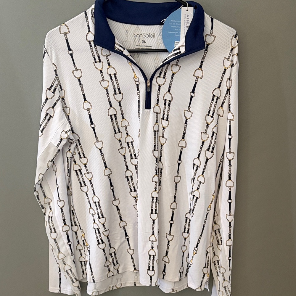 SanSoleil White and Navy Lynx Top